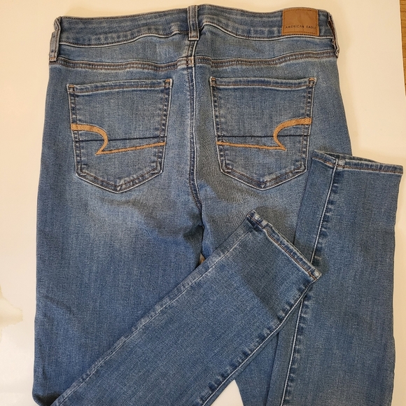 American Eagle Women's Outfitters Jegging Light Blue Wash Denim Jeans 10 Reg - Picture 7 of 10
